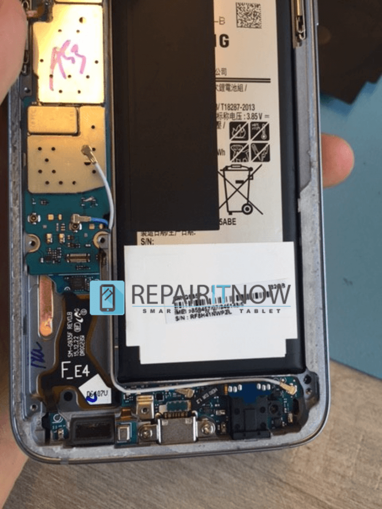 Samsung S7 edge laadpunt reparatie door repair IT Now